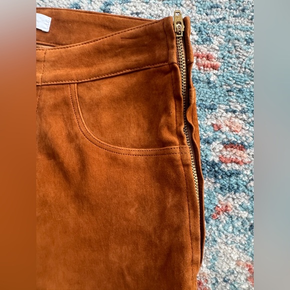 Frame Terracotta Lamb Suede Bootcut Pants
Size 26 - Picture 8 of 11